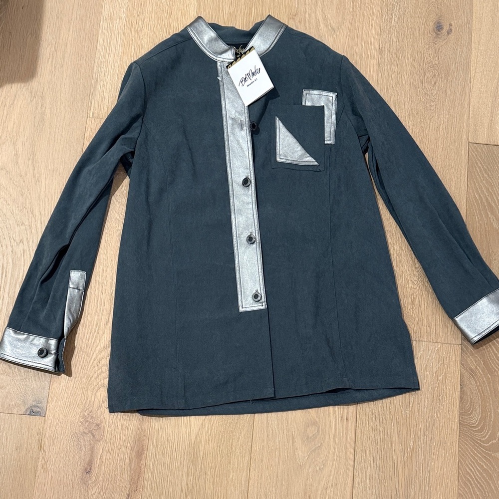 NWT Bob Mackie Charcoal Women’s Jacket/Tunic with Silver Accents size small